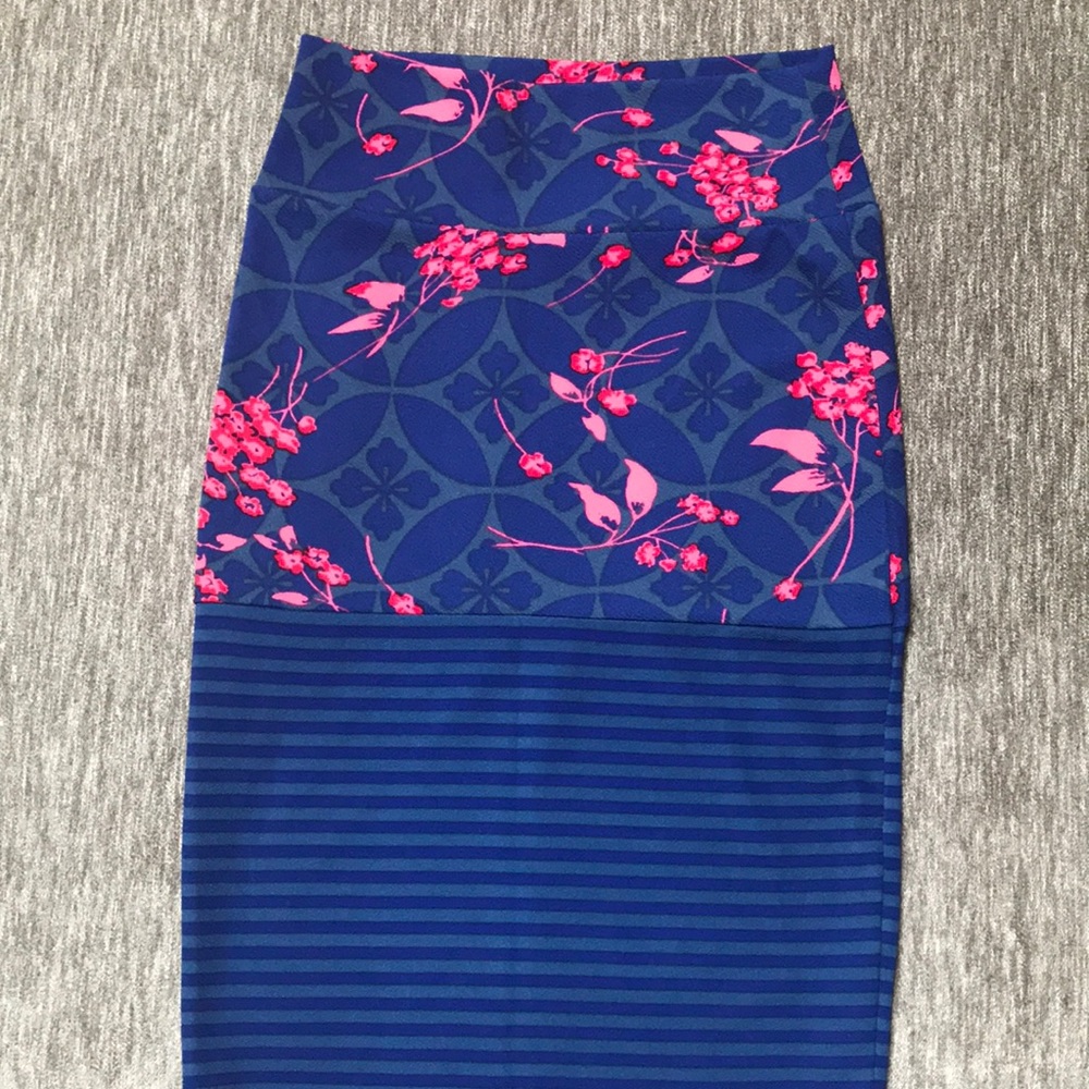 LulaRoe Cassie Skirt
